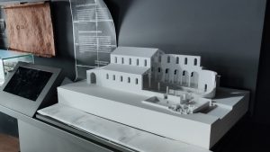 Maquette d'architecture de reconstitution historique de la basilique paléochrétienne de Mariana