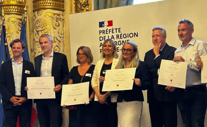 Ducaroy Grange reçoit le Label d'État EPV pour la 3ème fois en Préfecture