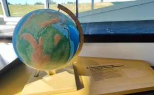 Globe terrestre tactile de la terre au Jurassique