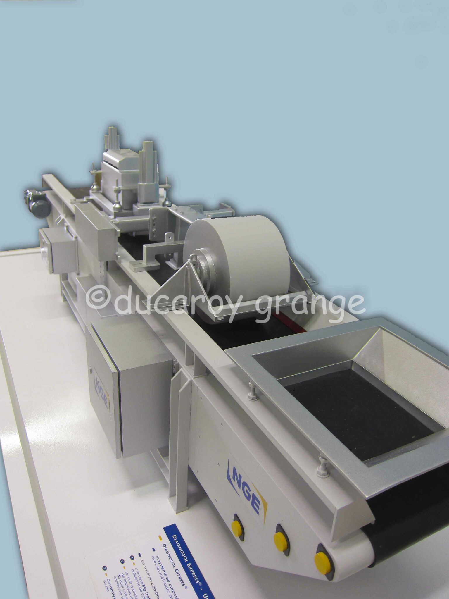 Maquette d’exposition de l’outil industriel de caractérisation Diagnosol Express® développé par Guintoli (NGE)